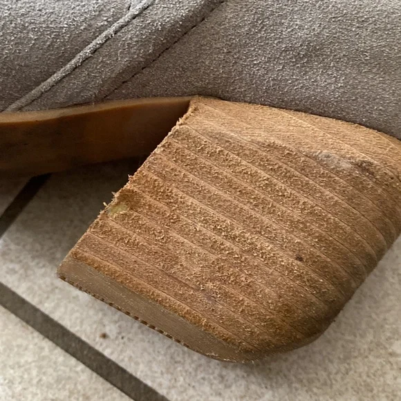 Great short boot for Spring and Fall. Greyish , brown suede. Great condition. - Picture 6 of 6